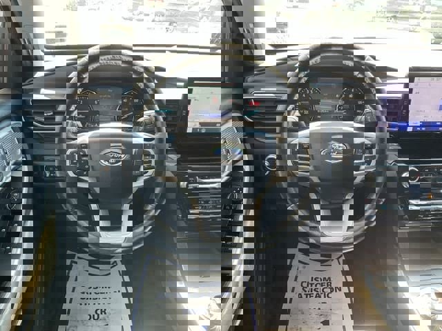 Used 2023 Ford Explorer Limited image 23