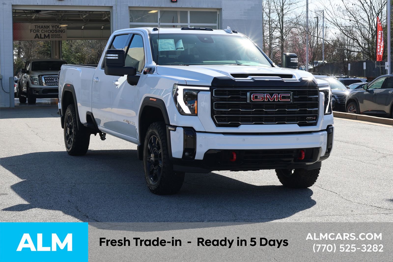 Used 2026 GMC Sierra 2500 AT4 image 4