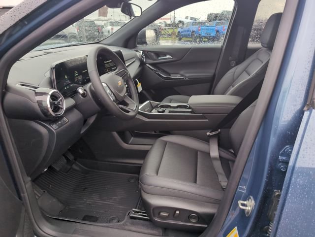 New 2026 Chevrolet Equinox LT w/ Convenience Package II image 13