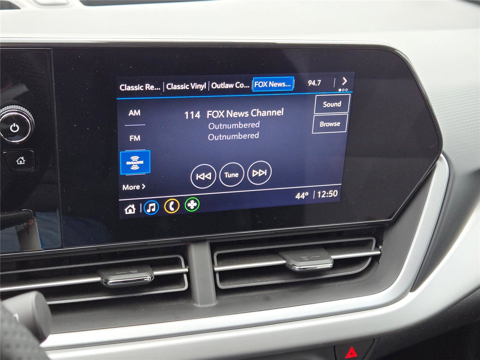 Used 2024 Chevrolet Trax RS w/ Driver Confidence Package image 23