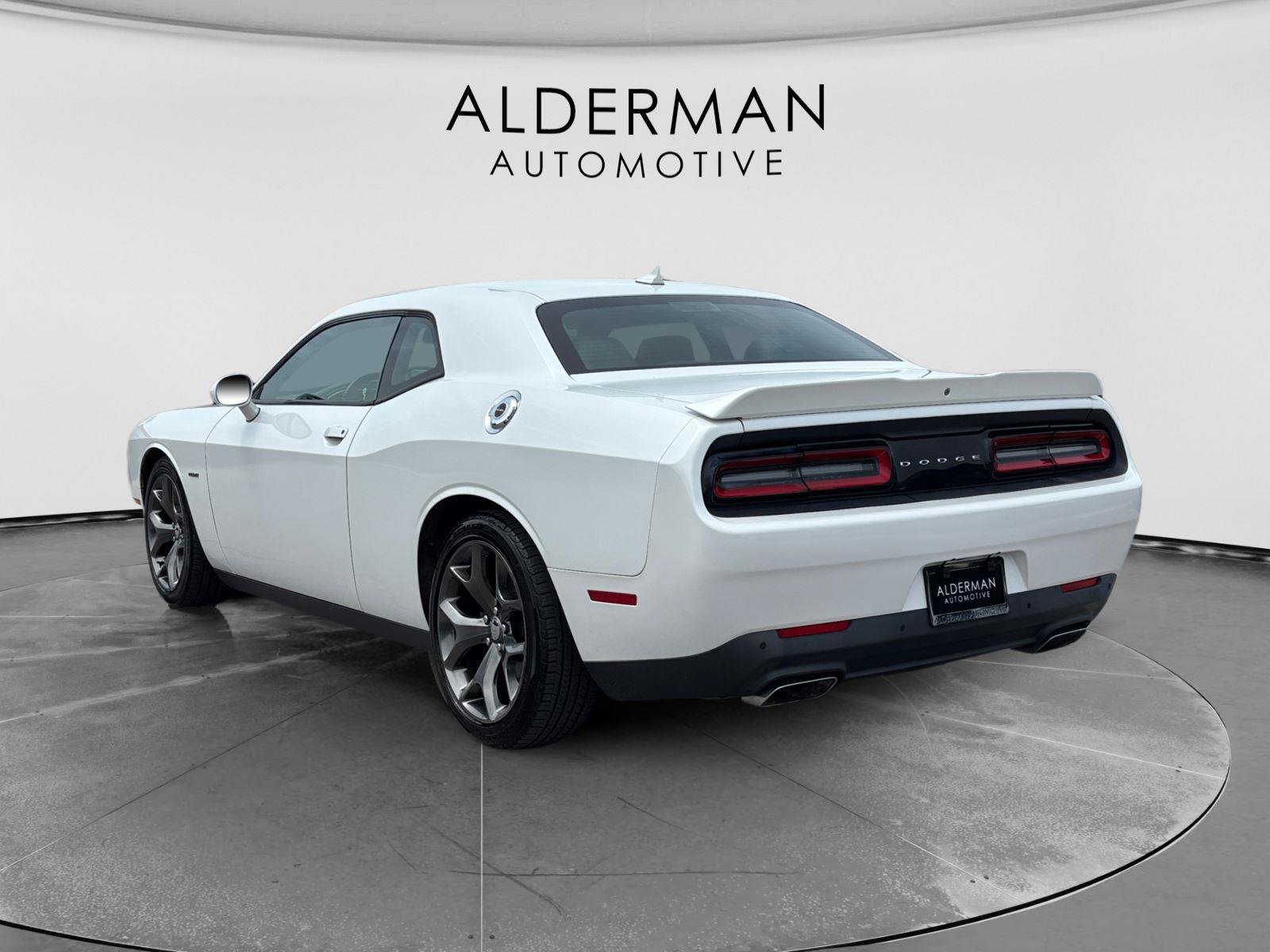 Used 2015 Dodge Challenger R/T Plus RWD image 3