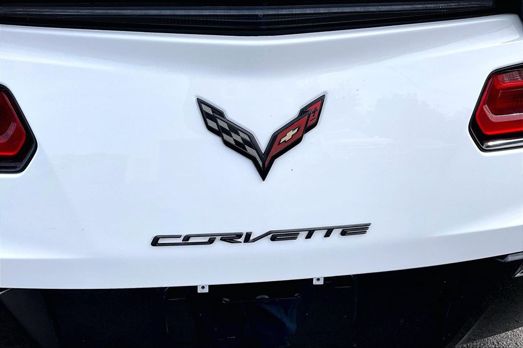 Used 2016 Chevrolet Corvette Stingray Coupe w/ 2LT Preferred Equipment Group RWD image 25