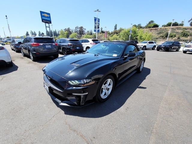 Used 2023 Ford Mustang Convertible RWD image 4