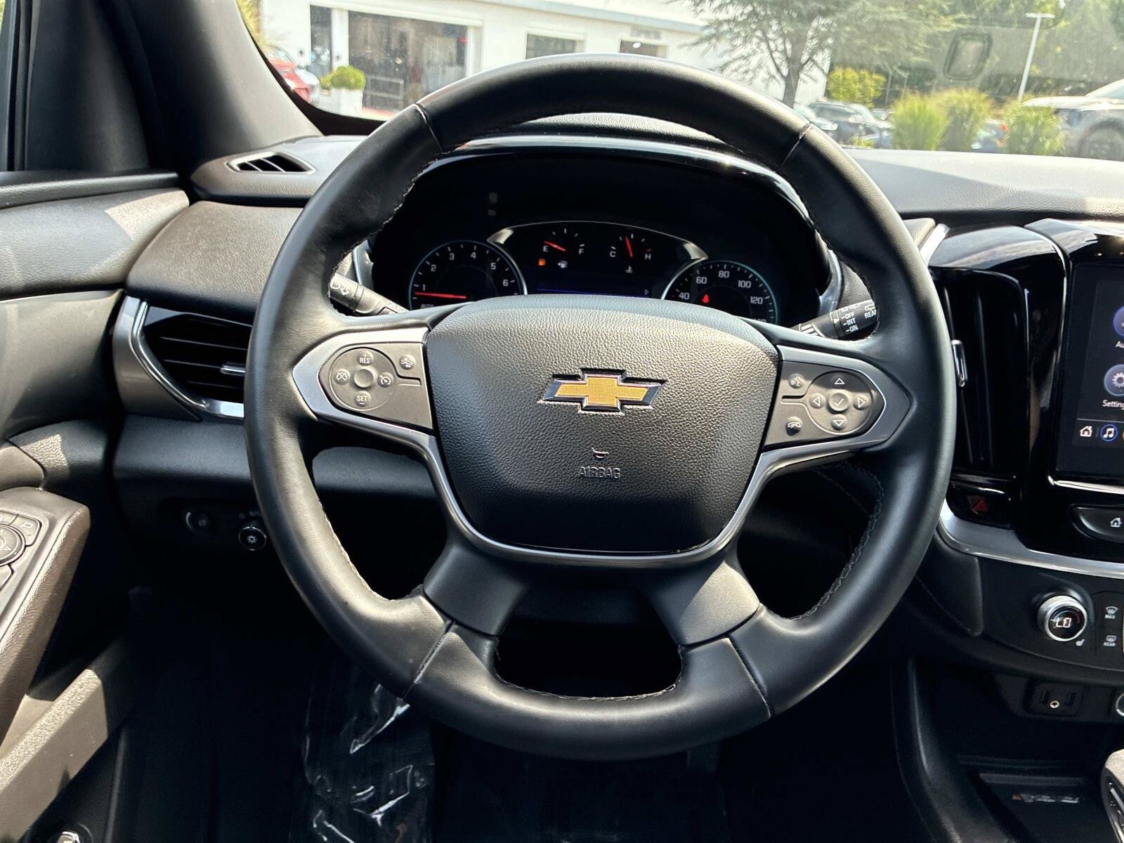 Used 2023 Chevrolet Traverse LT AWD/4WD image 20
