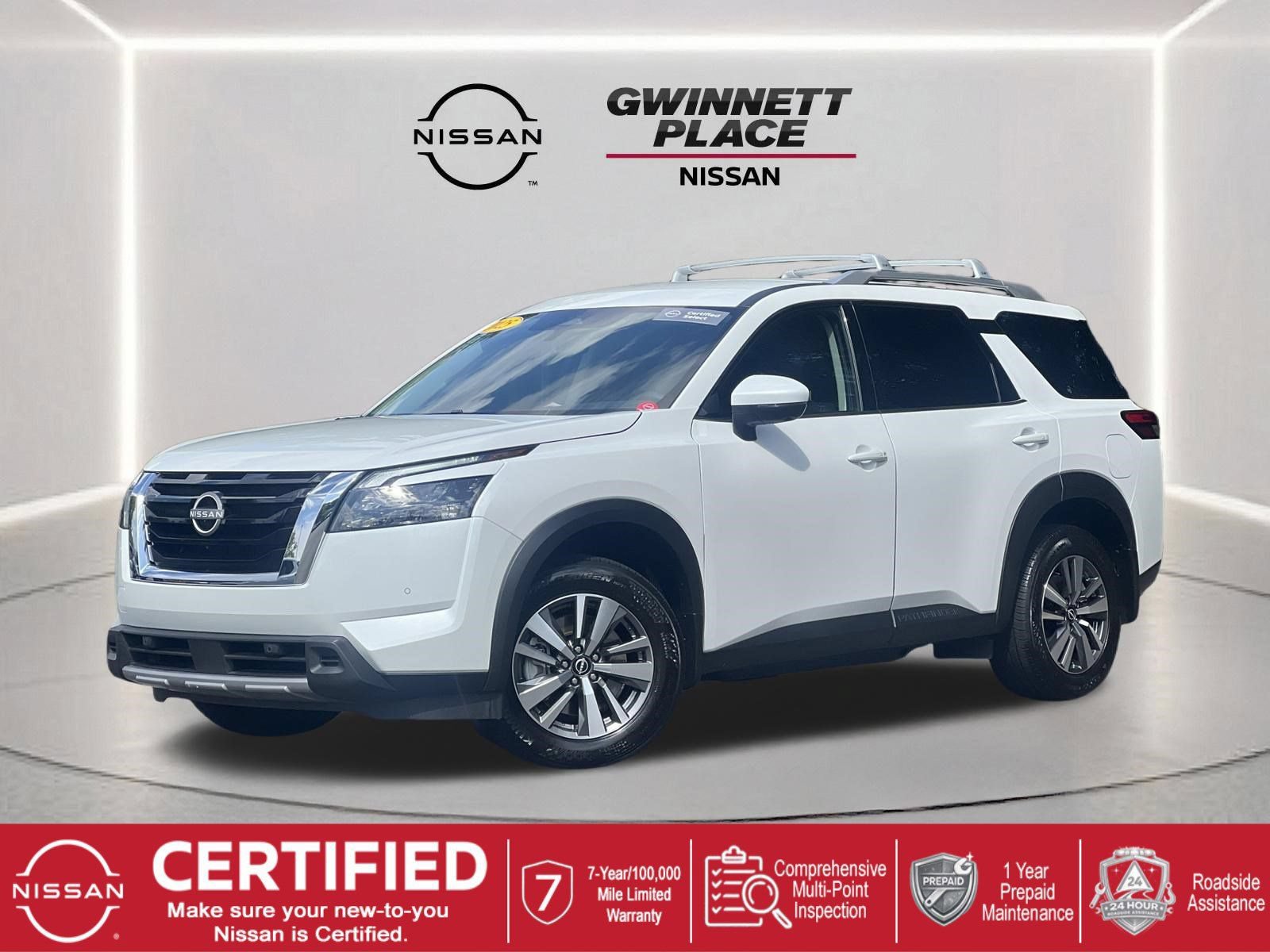 Certified 2025 Nissan Pathfinder SL AWD/4WD image 1