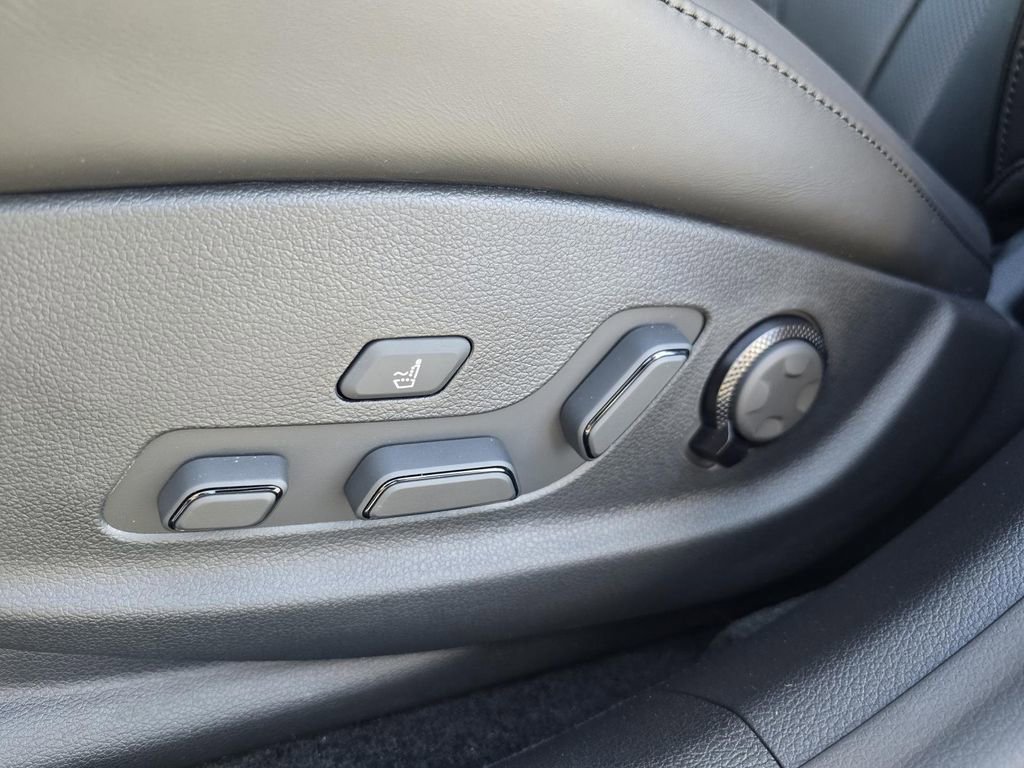 New 2026 Genesis G80 3.5T Prestige image 22