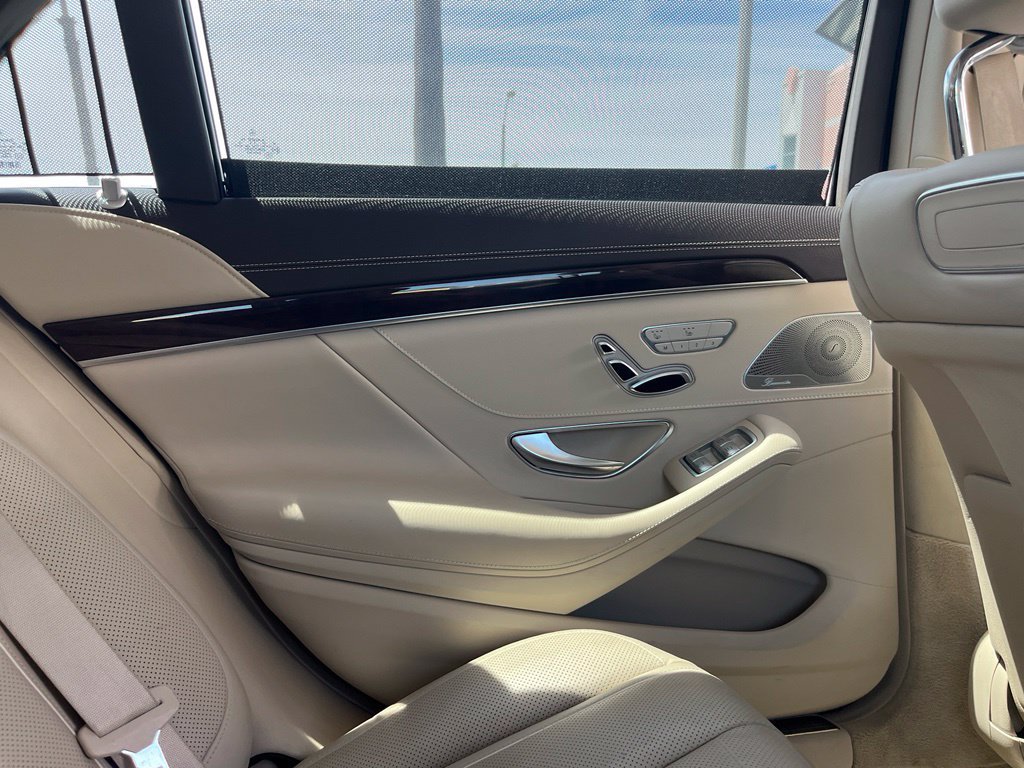 Used 2019 Mercedes-Benz S 560 Sedan image 16