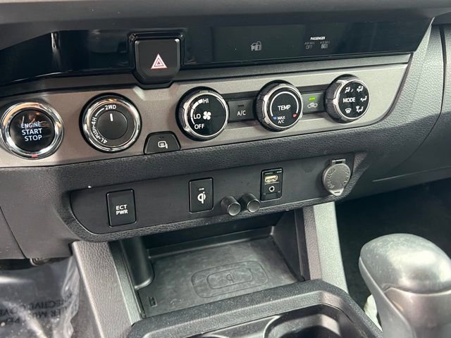 Used 2017 Toyota Tacoma TRD Off-Road w/ Tow Package (A/T) image 19