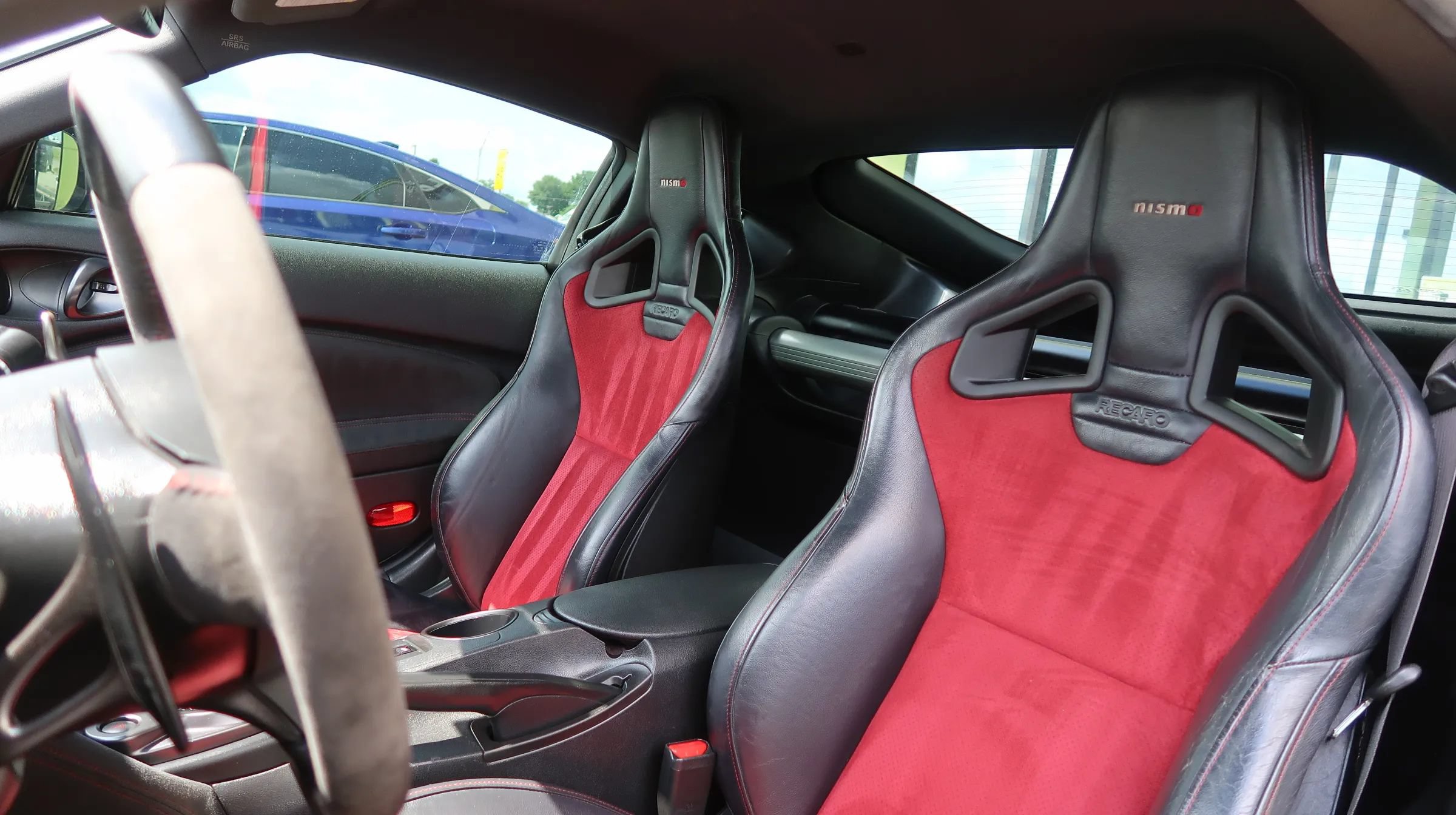 Used 2019 Nissan 370Z NISMO RWD image 17