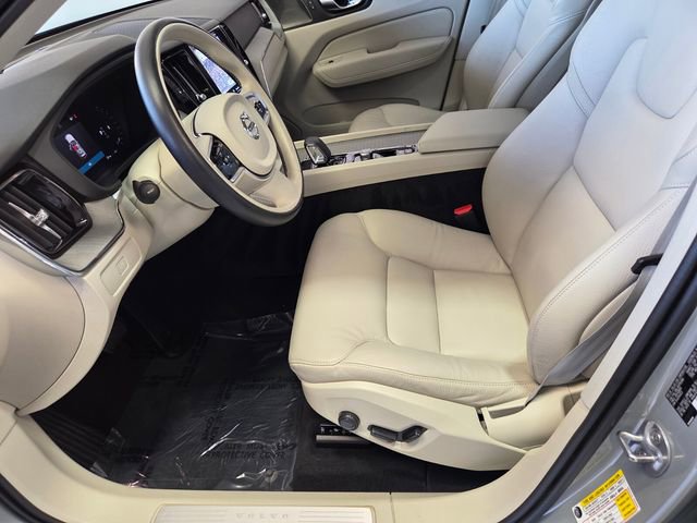 Certified 2024 Volvo XC60 B5 Plus w/ Protection Package Premier AWD/4WD image 11