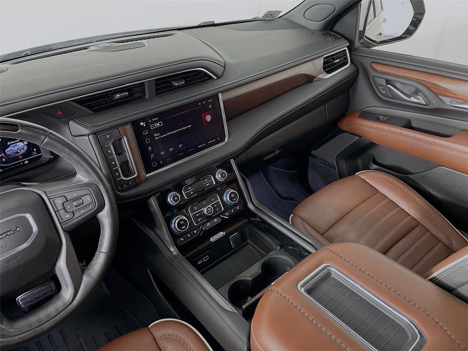 Used 2023 GMC Yukon XL Denali Ultimate image 28