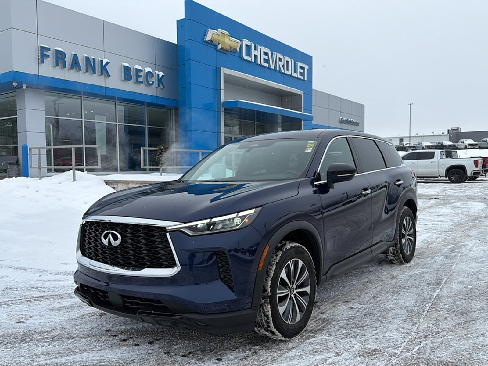 Used 2023 INFINITI QX60 Pure image 1