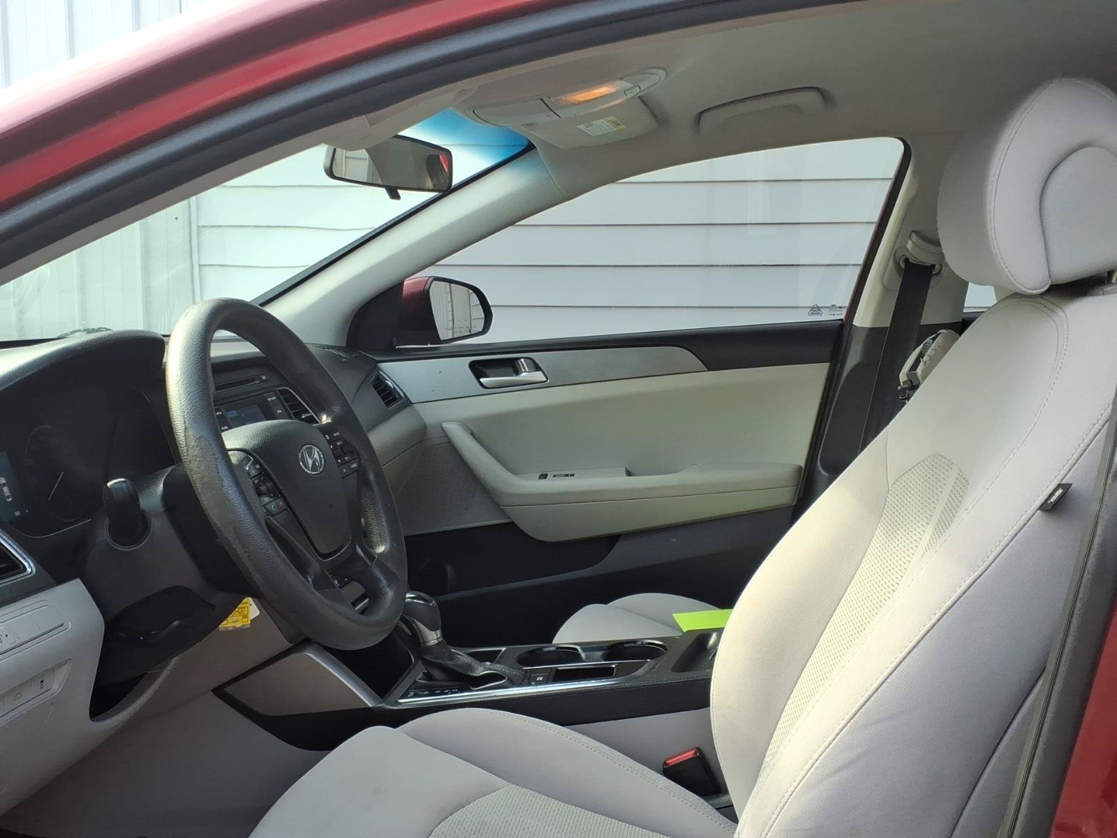 Used 2015 Hyundai Sonata SE FWD image 8
