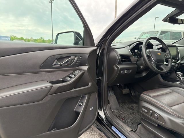 Used 2023 Chevrolet Traverse High Country AWD/4WD image 10