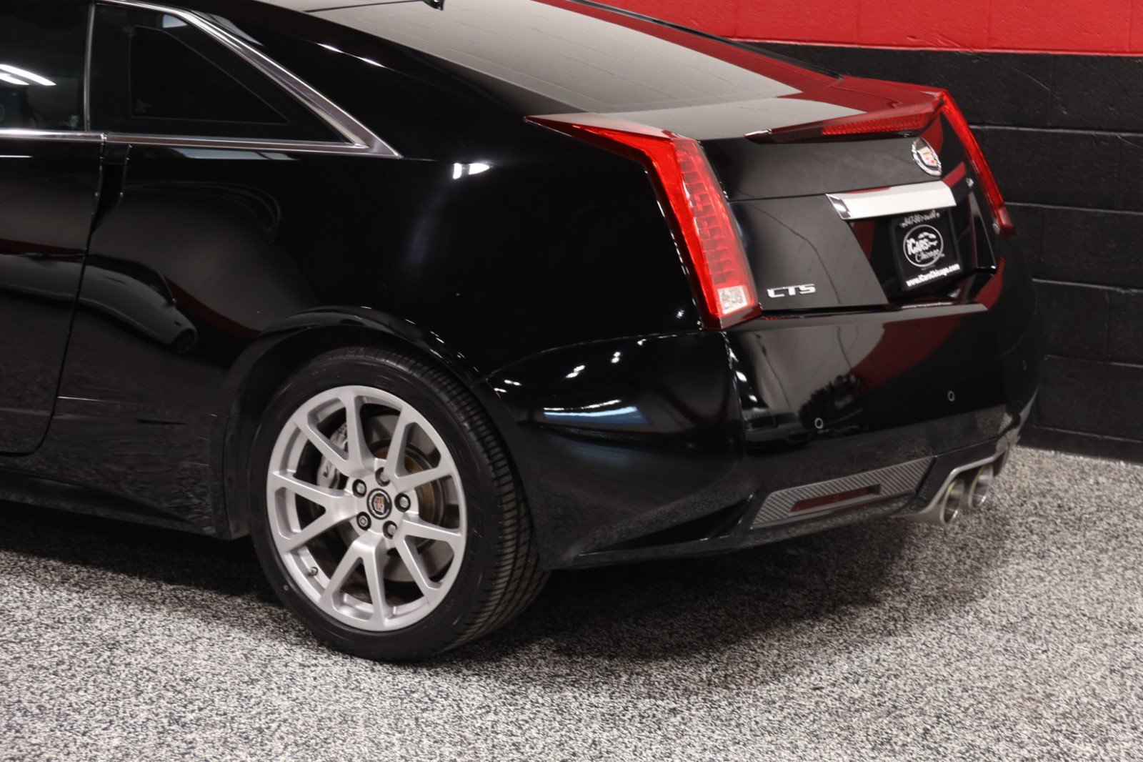 Used 2014 Cadillac CTS V w/ Wood Trim Package RWD image 25