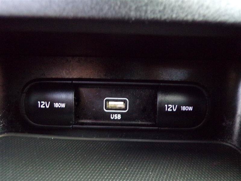 Used 2023 Kia Forte LXS w/ LXS Technology Package FWD image 33