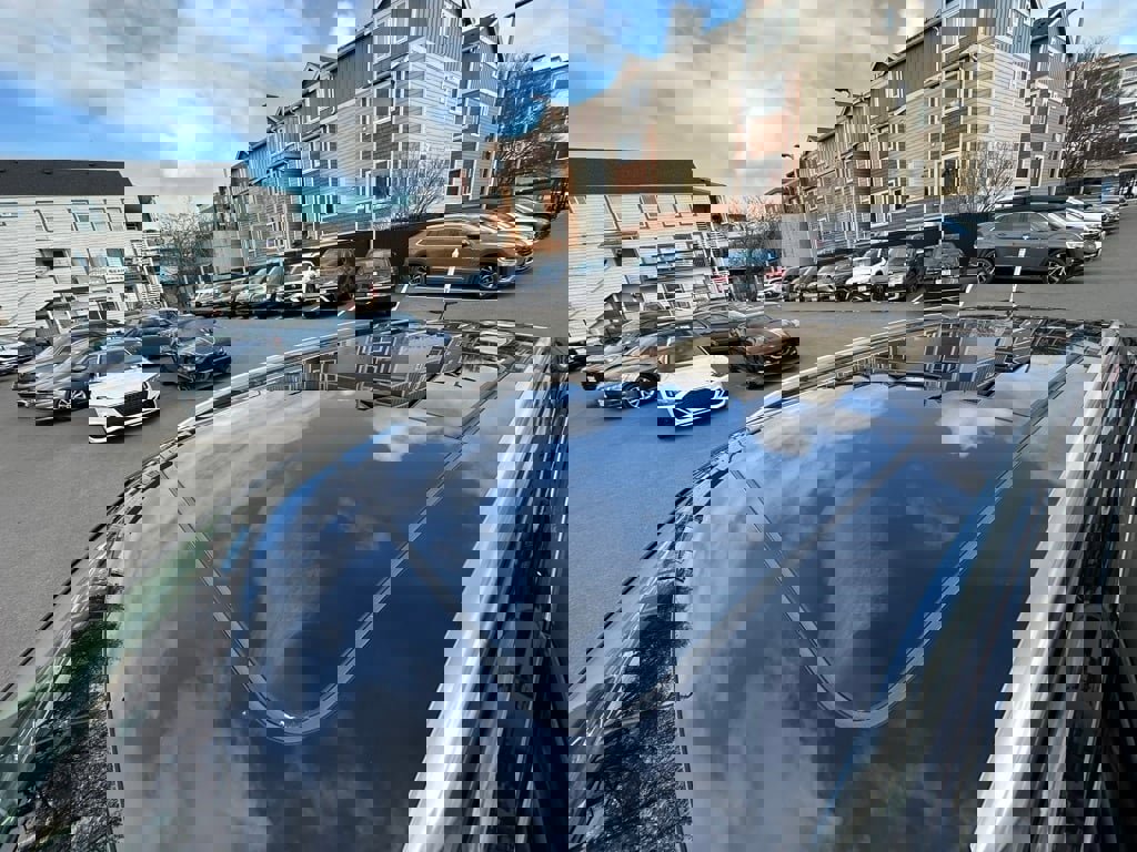 Used 2022 Volkswagen Tiguan SE image 10