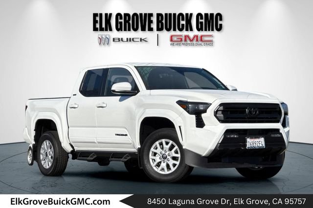 Used 2025 Toyota Tacoma SR5 video 1