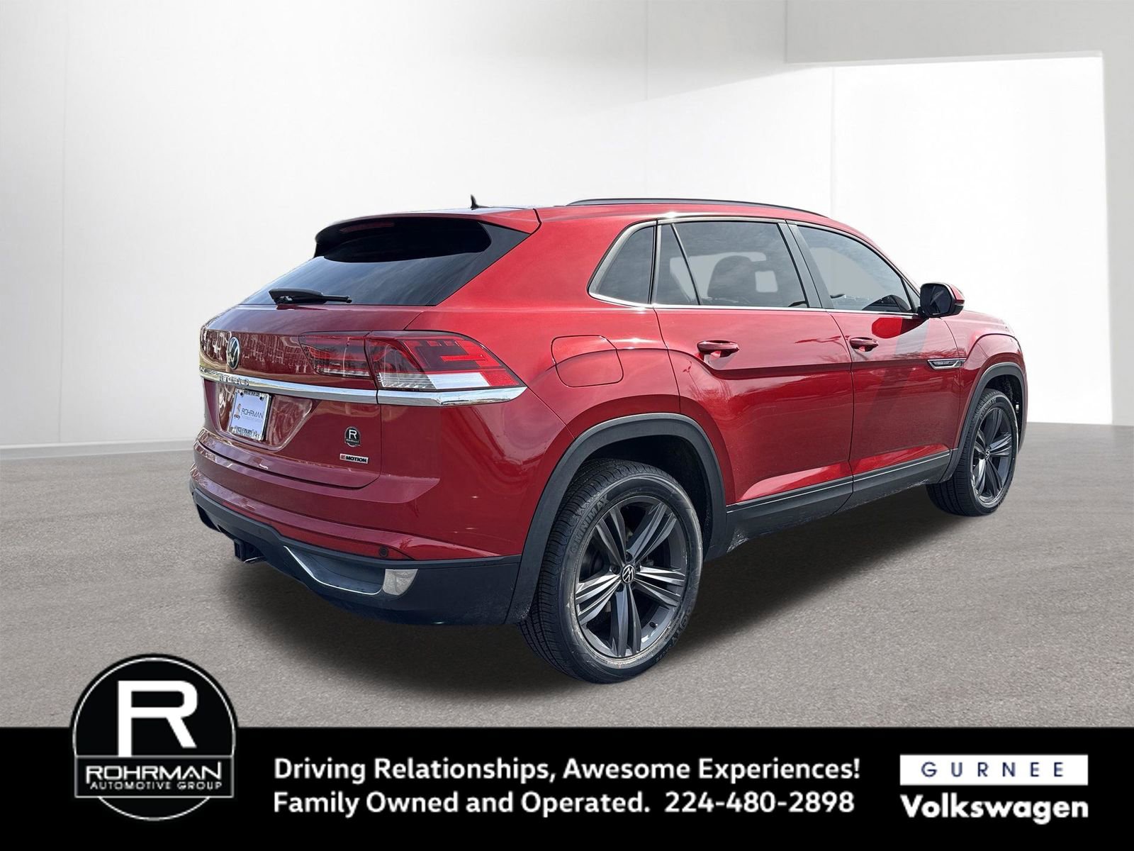 Used 2020 Volkswagen Atlas Cross Sport SE w/ Panoramic Sunroof Package image 9