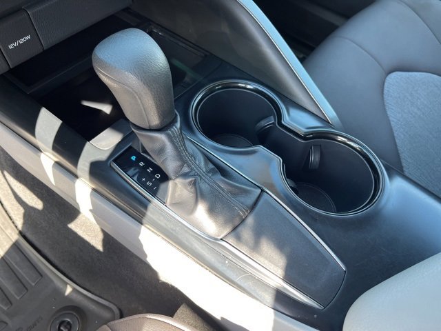 Used 2019 Toyota Camry LE image 24
