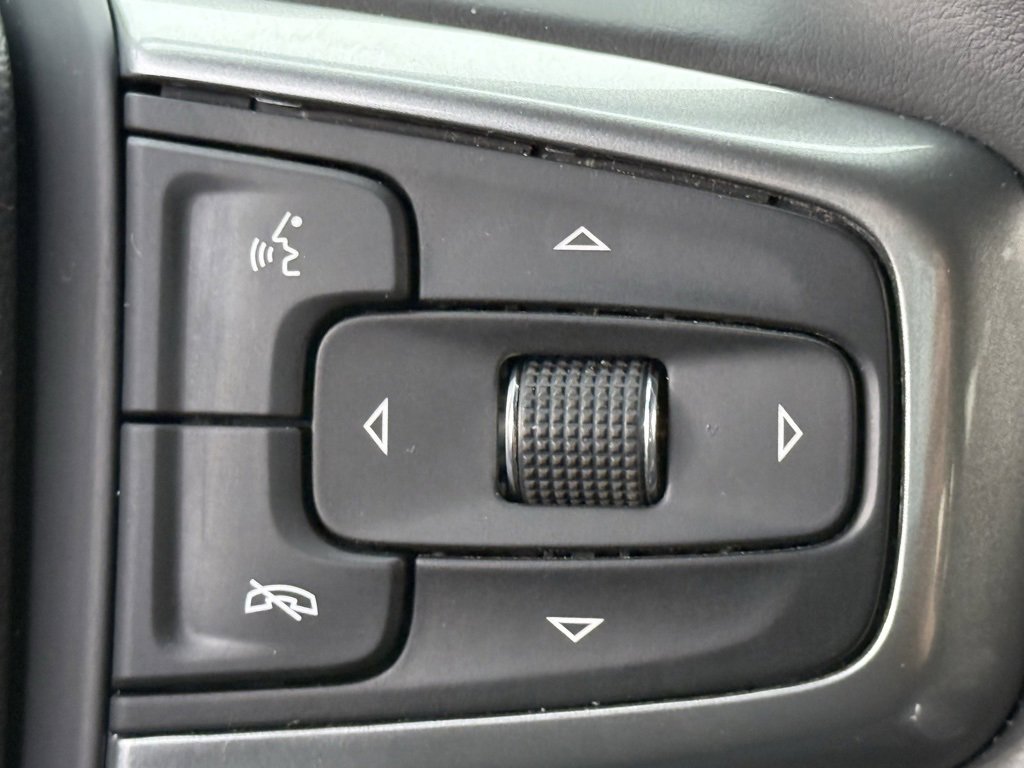 Used 2024 Chevrolet Silverado 1500 RST image 32