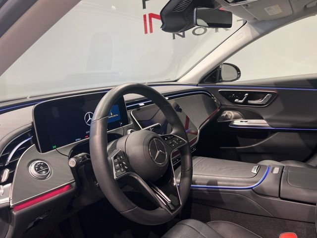 Used 2025 Mercedes-Benz E 350 4MATIC Sedan image 18