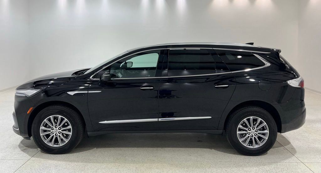 Used 2024 Buick Enclave Essence w/ LPO, Floor Liner Package FWD image 2