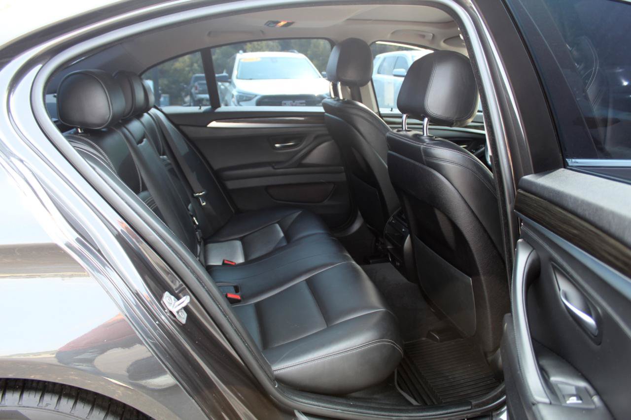 Used 2016 BMW 528i xDrive Sedan AWD/4WD image 12