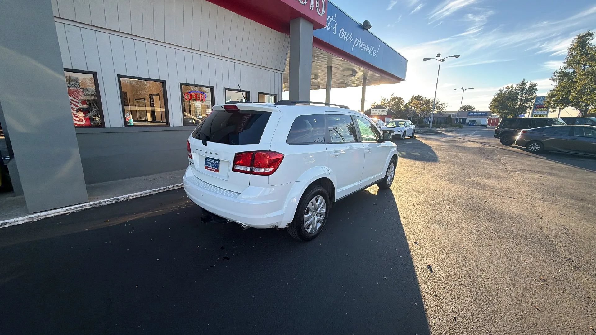 Used 2018 Dodge Journey SE AWD/4WD image 6