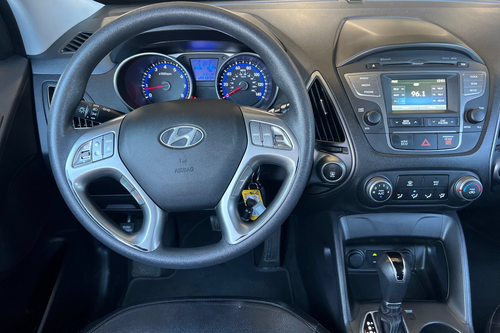 Used 2015 Hyundai Tucson GLS w/ Option Group 02 FWD image 14