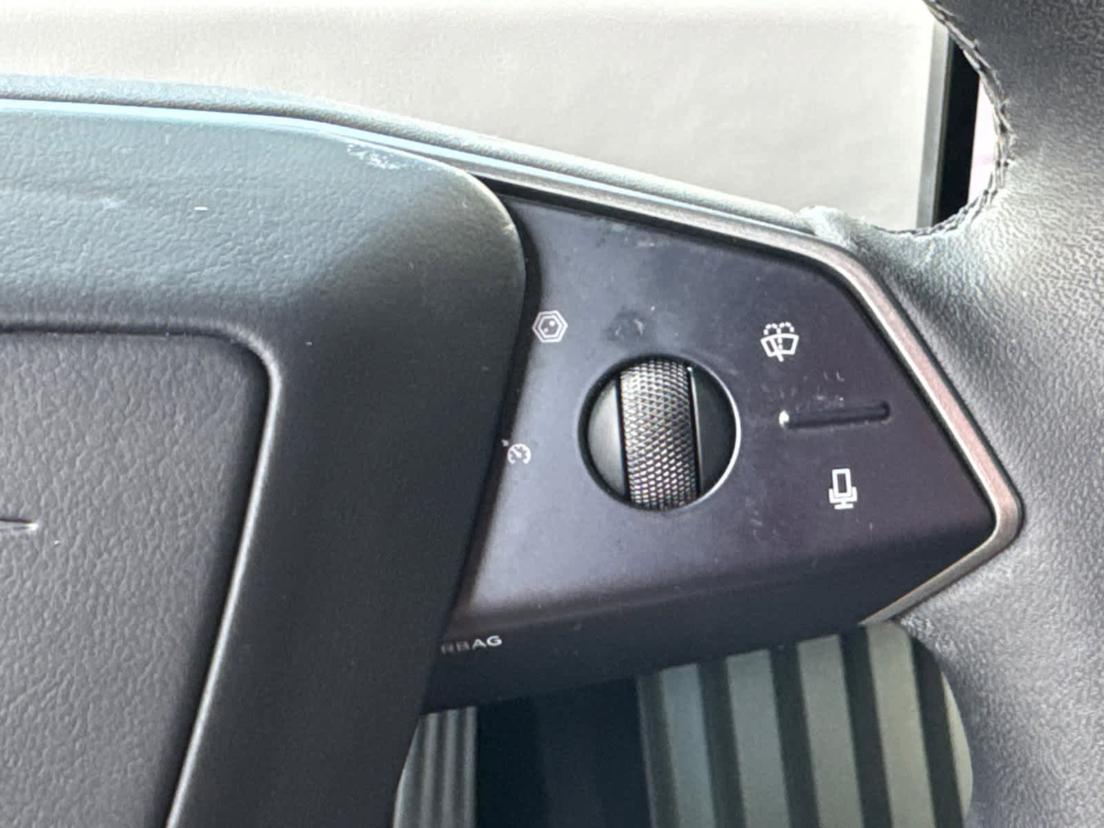 Used 2024 Tesla Cybertruck AWD Crew Cab image 17