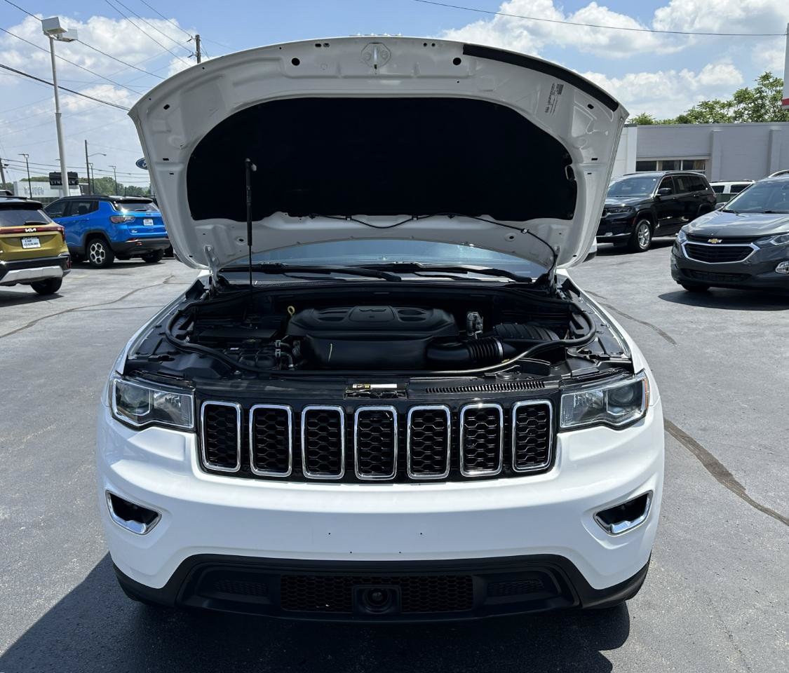 Used 2021 Jeep Grand Cherokee Laredo X AWD/4WD image 19