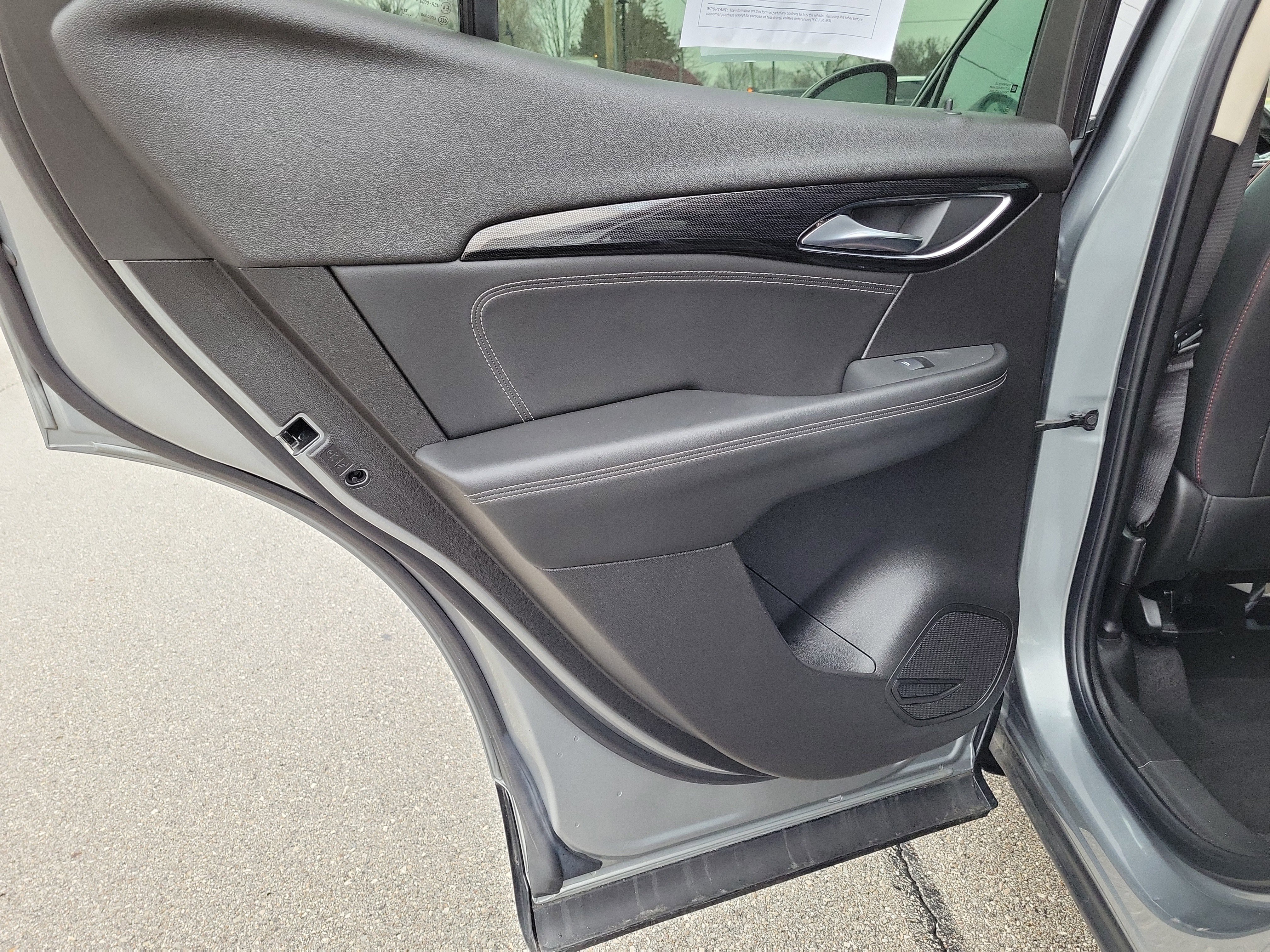 Used 2023 Buick Envision Essence w/ Sport Touring Package image 9