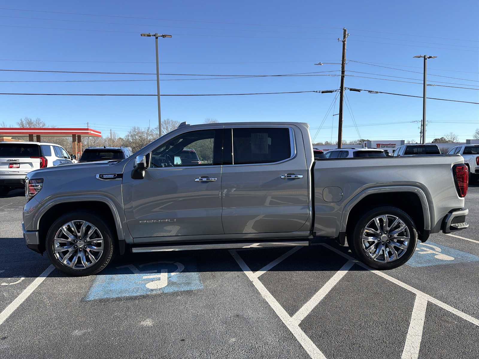 Used 2024 GMC Sierra 1500 Denali w/ Denali Reserve Package image 28