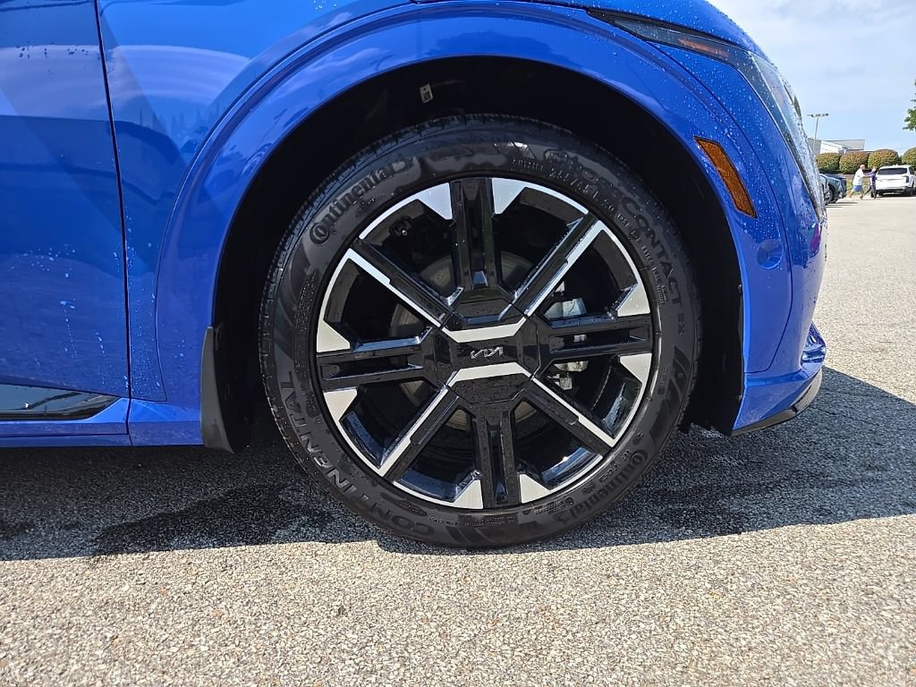 Certified 2025 Kia EV6 GT-Line AWD/4WD image 13
