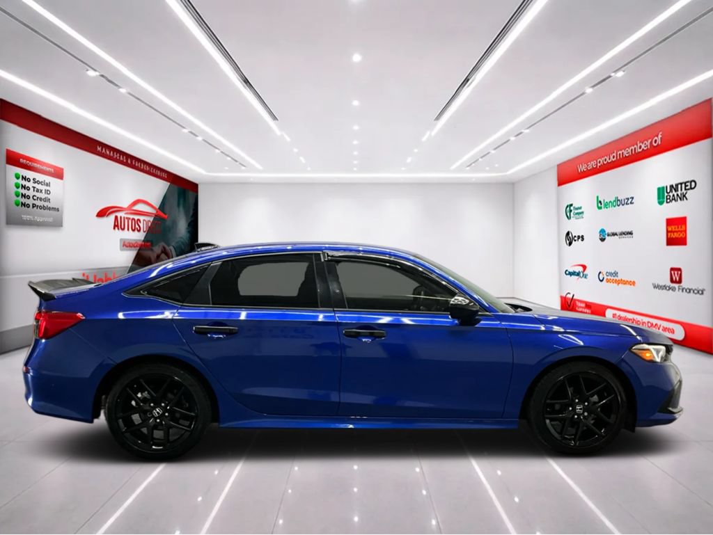 Used 2024 Honda Civic Sport image 9