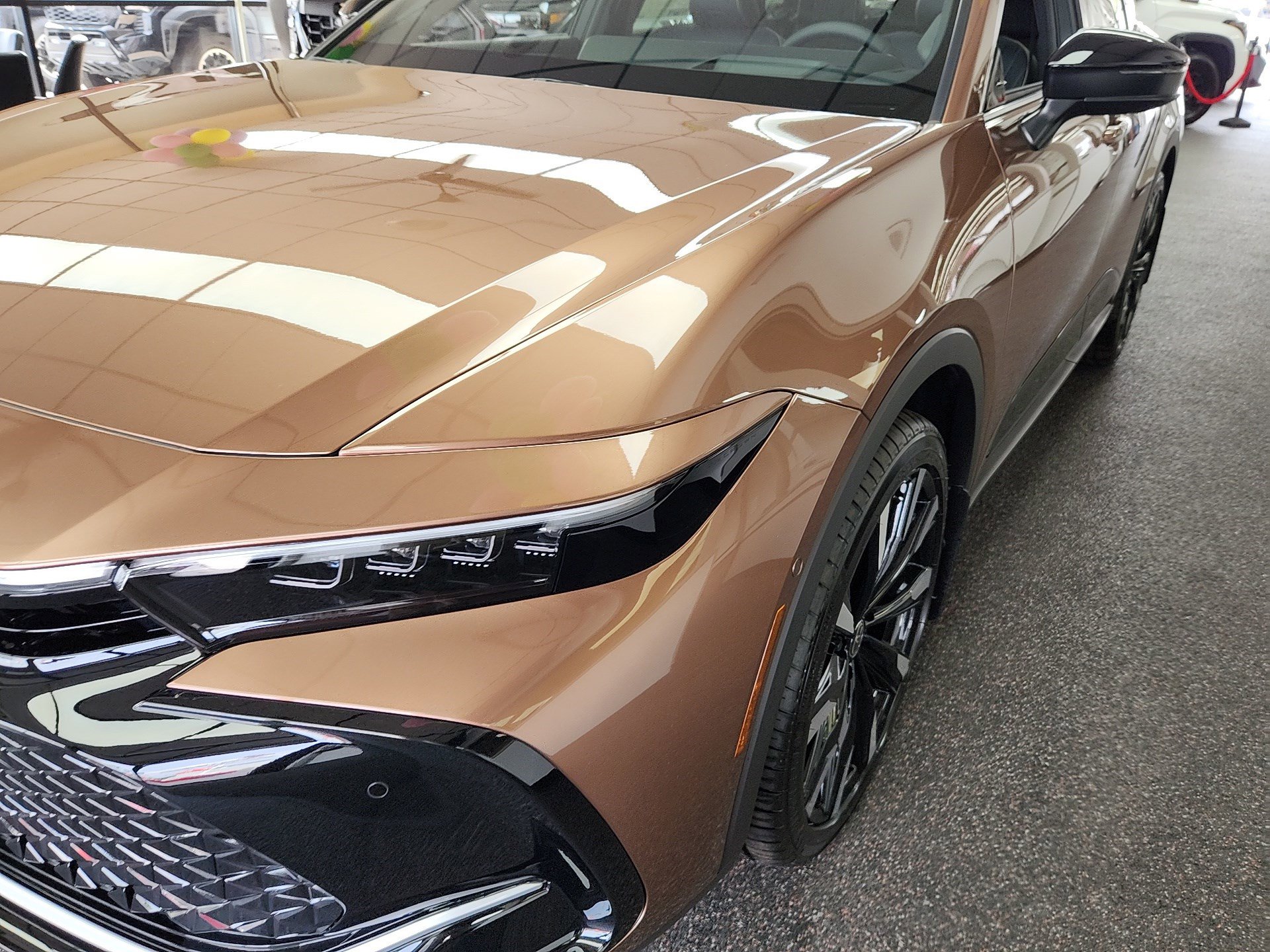 New 2026 Toyota Crown Platinum AWD/4WD image 9