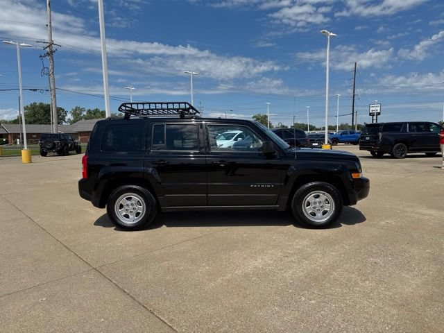 Used 2017 Jeep Patriot Sport w/ Power Value Group FWD image 8