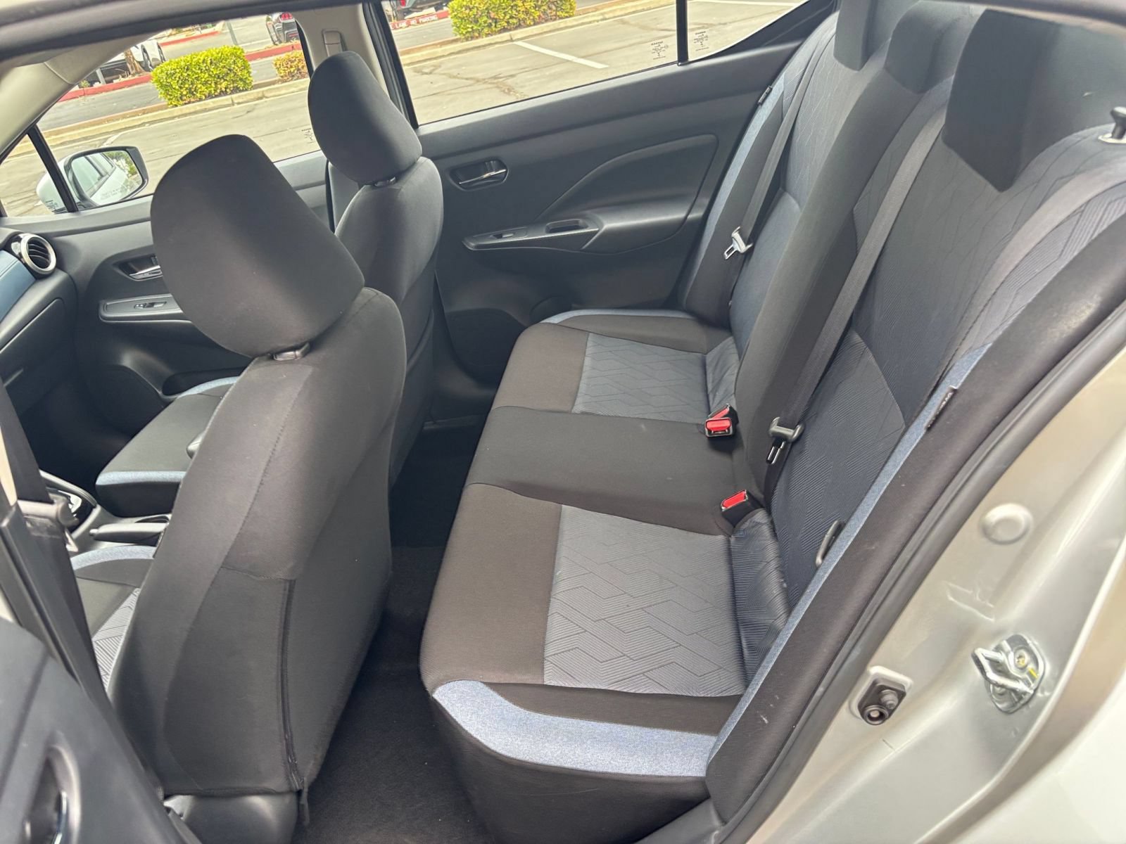 Used 2025 Nissan Versa SV FWD image 19