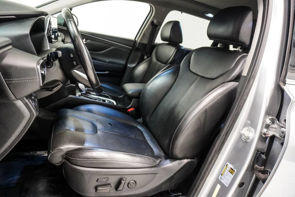 Used 2020 Hyundai Santa Fe Limited AWD/4WD image 6