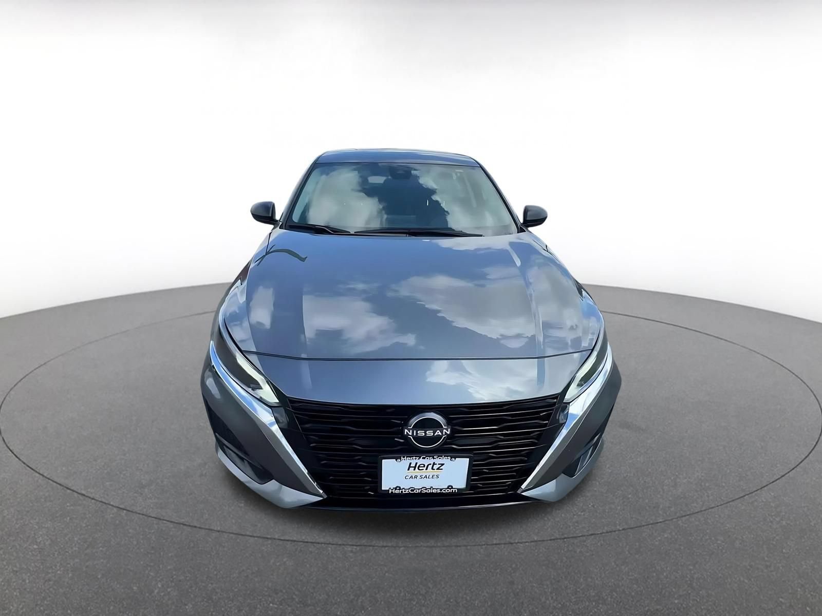 Used 2025 Nissan Altima 2.5 SV FWD image 4