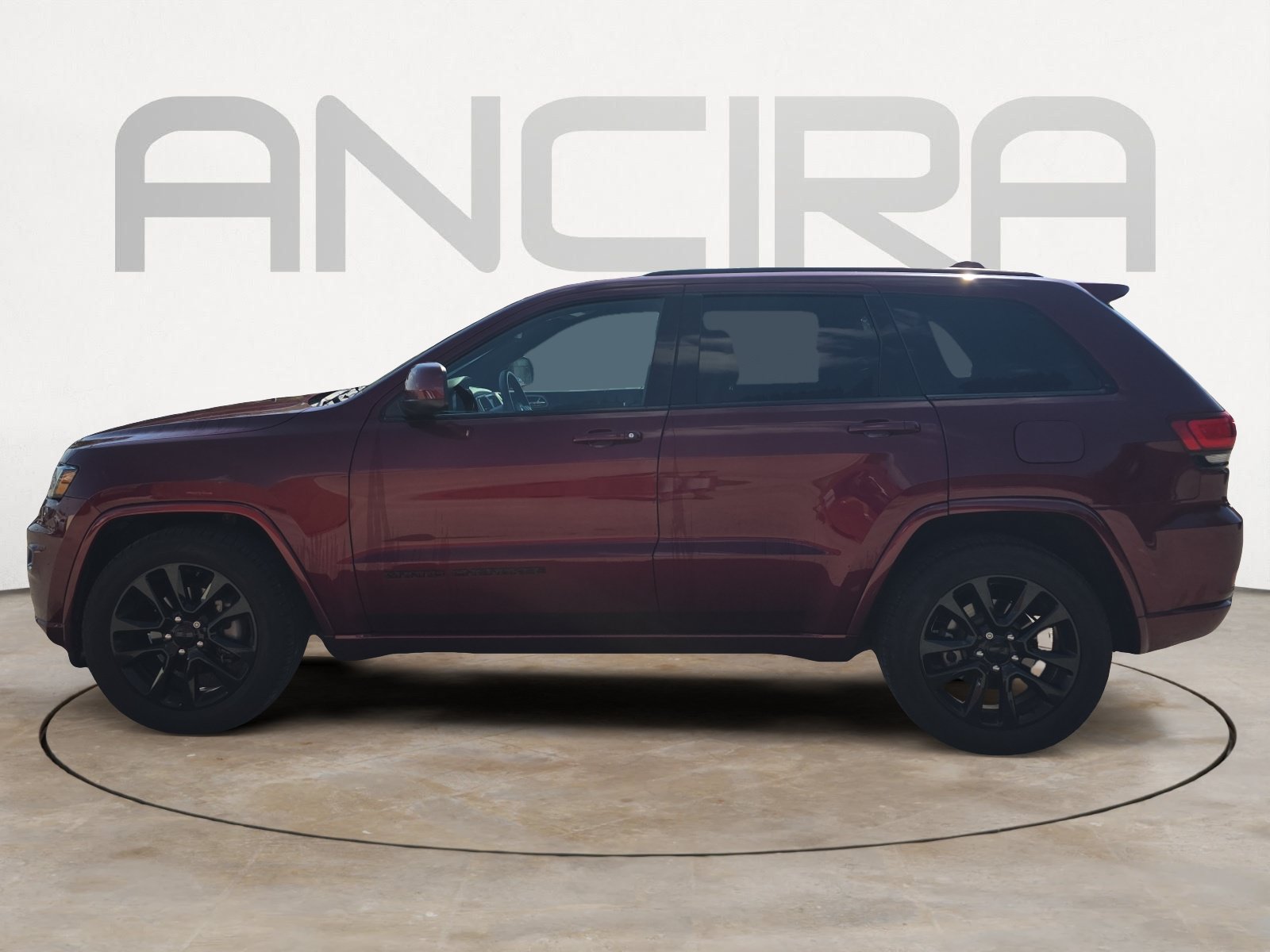 Used 2018 Jeep Grand Cherokee Altitude RWD image 5