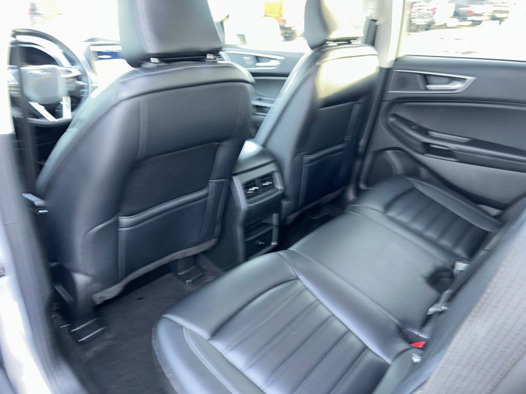 Used 2024 Ford Edge SEL image 17