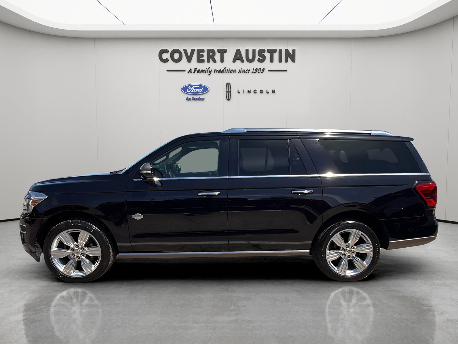 Certified 2022 Ford Expedition Max King Ranch AWD/4WD image 2