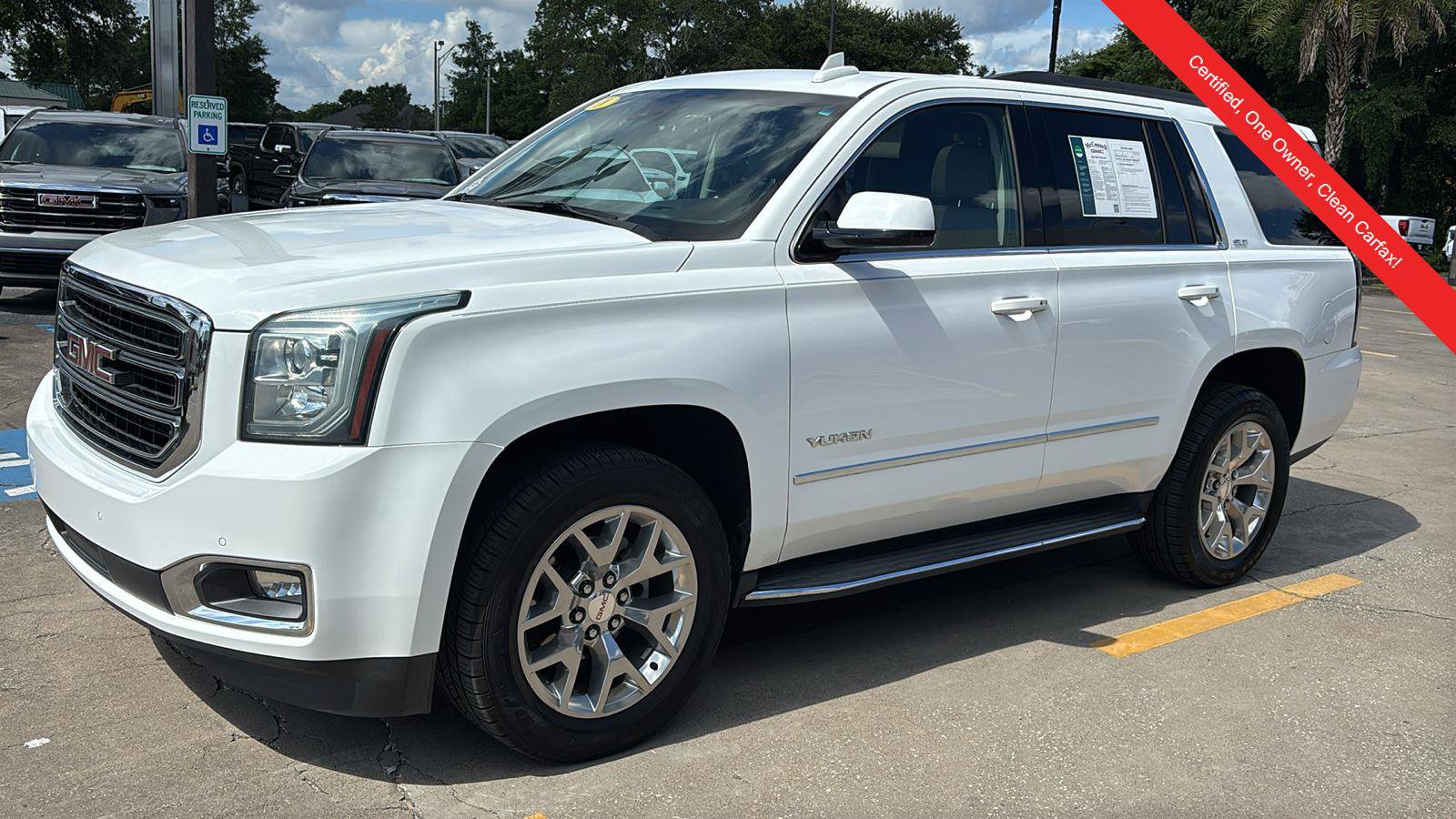 Certified 2018 GMC Yukon SLT w/ Open Road Package RWD image 3
