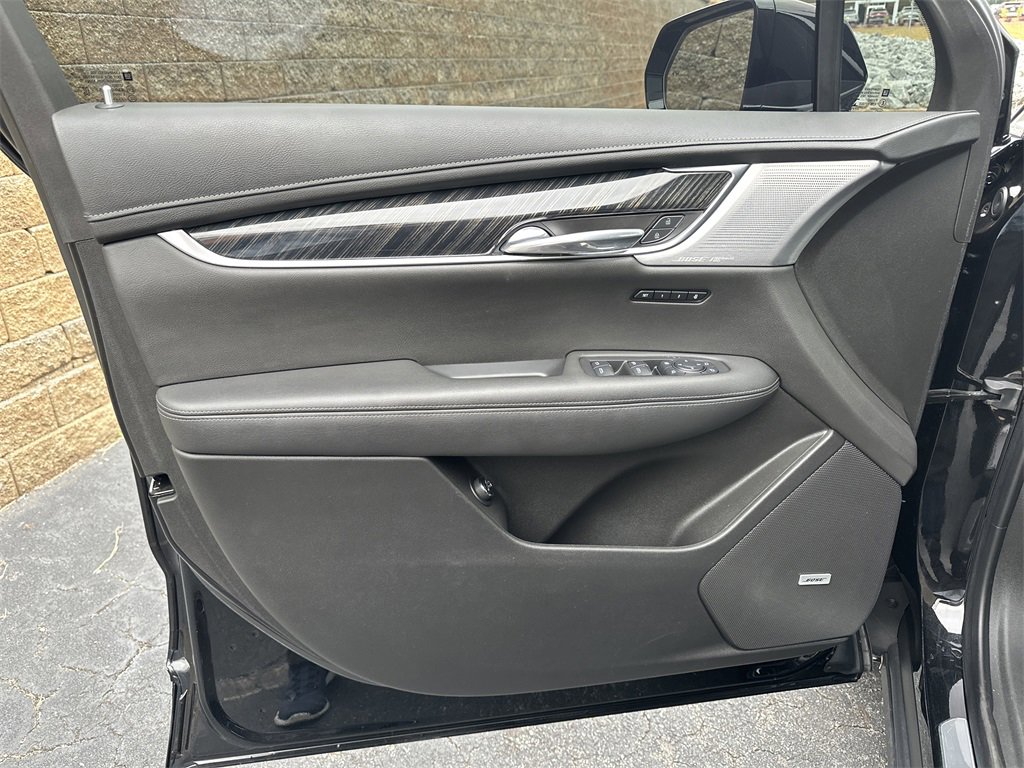 Certified 2022 Cadillac XT6 Premium Luxury w/ Technology Package image 10