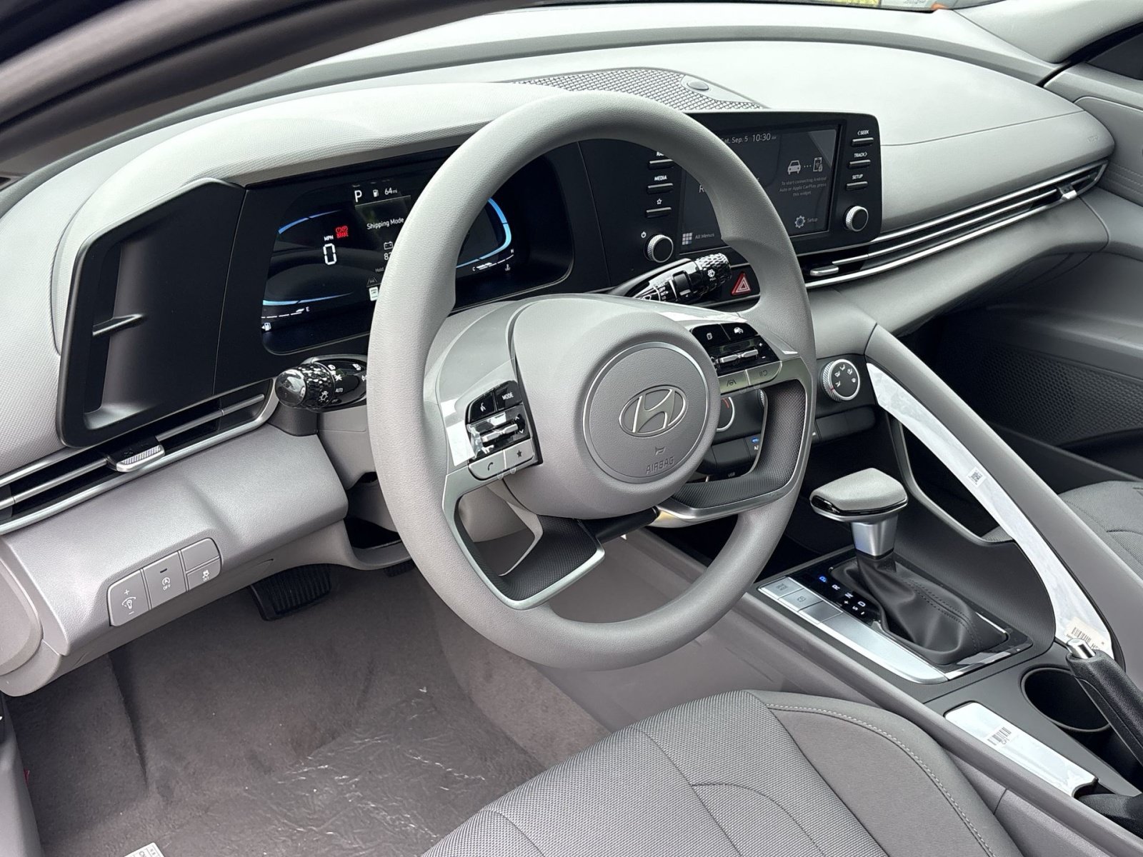 New 2026 Hyundai Elantra SE FWD image 16