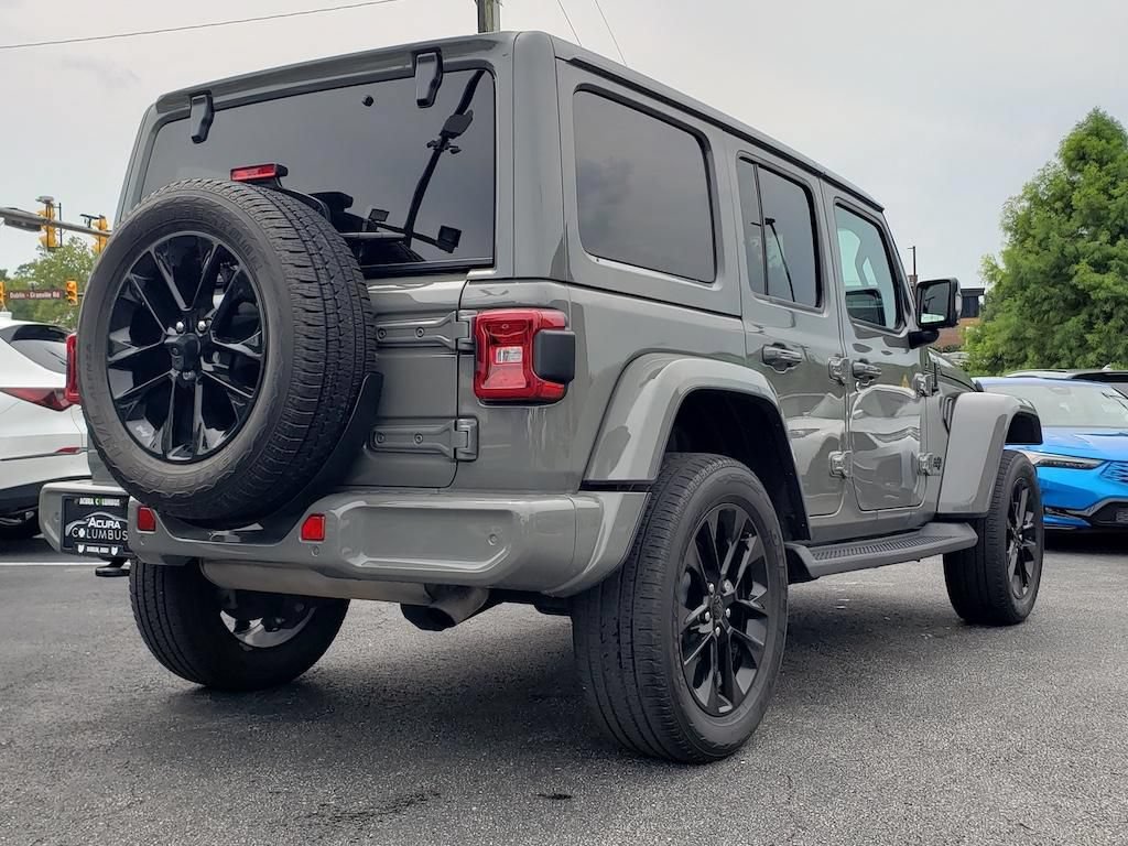 Used 2023 Jeep Wrangler Unlimited Sahara AWD/4WD image 10