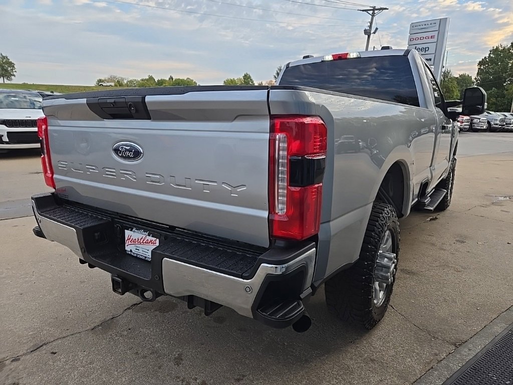 Used 2024 Ford F350 XLT w/ 360-Degree Camera Package image 13
