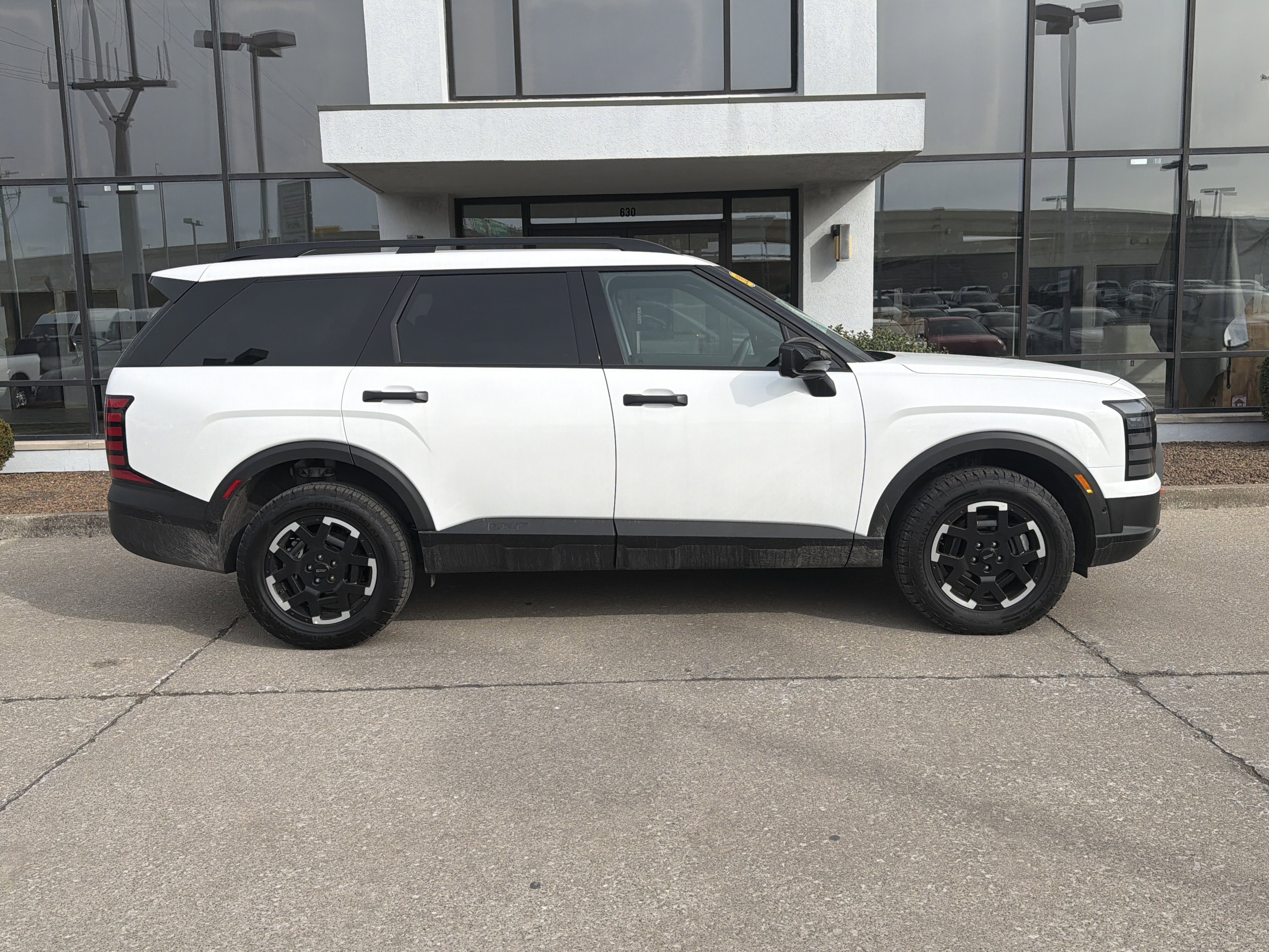 Certified 2026 Hyundai Palisade XRT Pro image 3